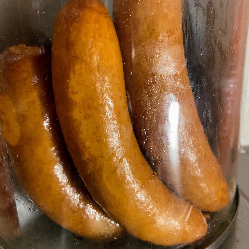 2023-Big-Franks-in-steamer-by-Big-Apple-hot-dogs-1000x1000