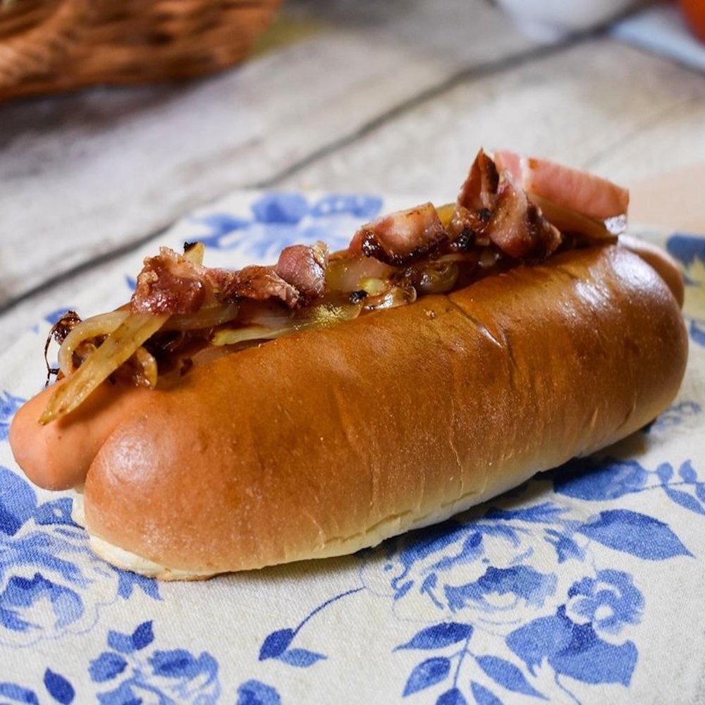 Brioche-Hot-Dog-Roll-1000-x-1000-1000x1000