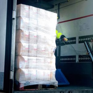 Pallet-of-Big-Apple-Hot-dogs