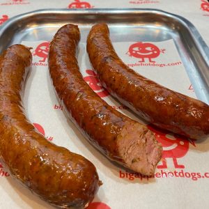 The-Royale-With-Cheese-on-platter-By-Big-Apple-Hot-Dogs-1000x1000
